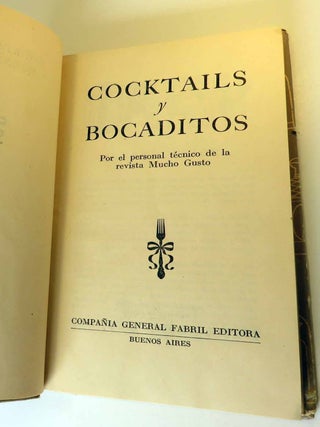 Cocktails Y Bocaditos
